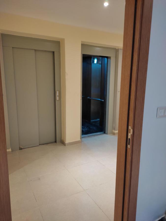 Dlx01 Apartamento Oujda Exterior foto